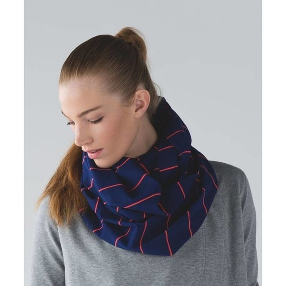 Lululemon Athletica Striped Vinyasa Scarf Blue/Red Women's One Size - Picture 1 of 11